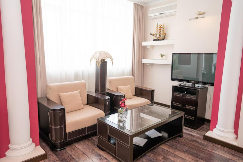 Hotel Piano เคียฟ ภายนอก รูปภาพ